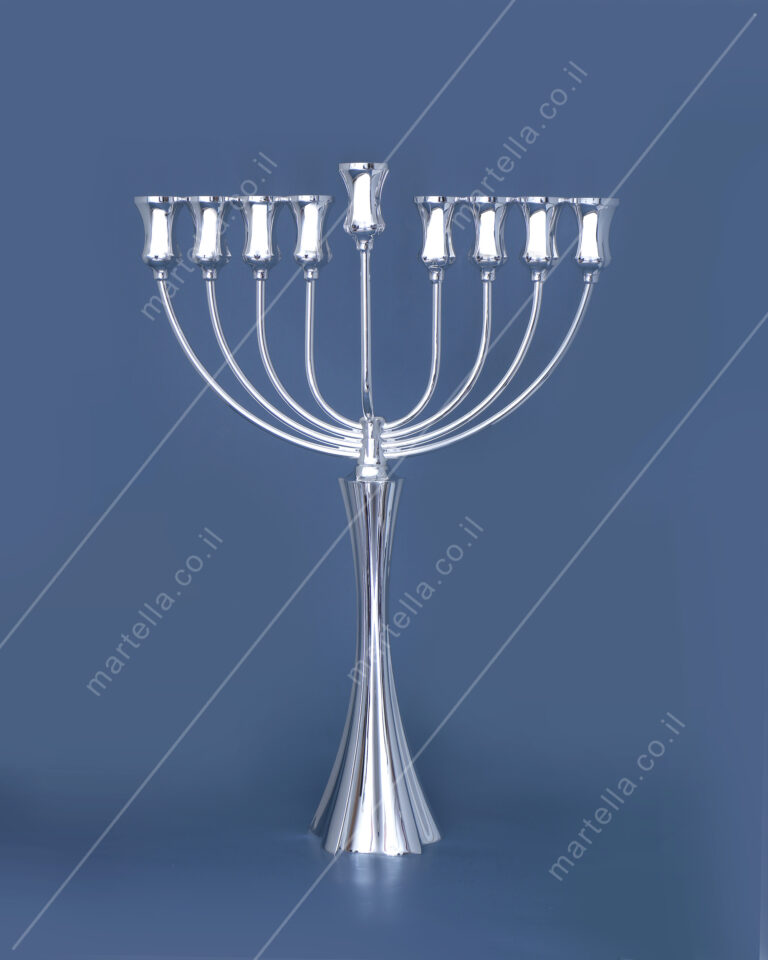 חנוכיה דגם 42